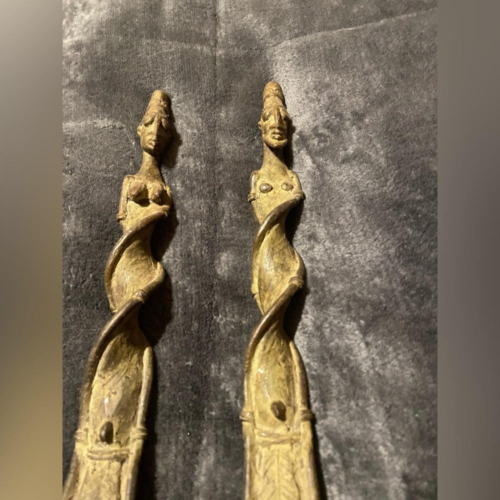 Handcrafted Mali, Africa This item is made of a sturdy metal. - Picture 2 of 4